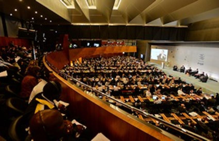 Le Forum public annuel de l’OMC rassemble à Genève plus de 1500 
participants issus de la société civile, des universités, des entreprises, 
des médias, des gouvernements, des parlements et des organisations 
intergouvernementales. ©WTO/Studio Casagrande

