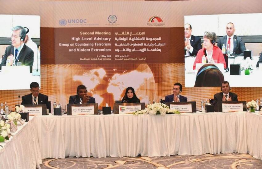 Cette réunion fixera des objectifs pour aider les parlements à transcrire 
les résolutions de l'ONU et de l'UIP sur la lutte contre le terrorisme en 
lois nationales et à promouvoir la coopération parlementaire dans ce 
domaine. ©  Conseil national de la Fédération des Emirats arabes unis

