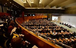 Le Forum public annuel de l’OMC rassemble à Genève plus de 1500 
participants issus de la société civile, des universités, des entreprises, 
des médias, des gouvernements, des parlements et des organisations 
intergouvernementales. ©WTO/Studio Casagrande

